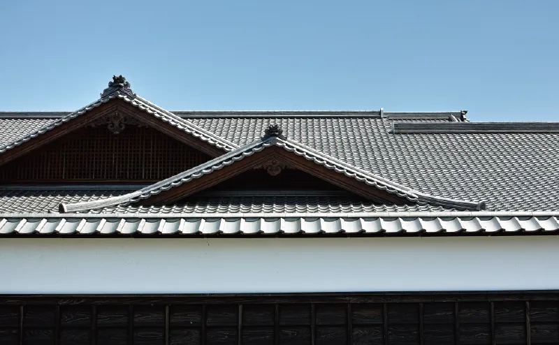 瓦屋根の写真。